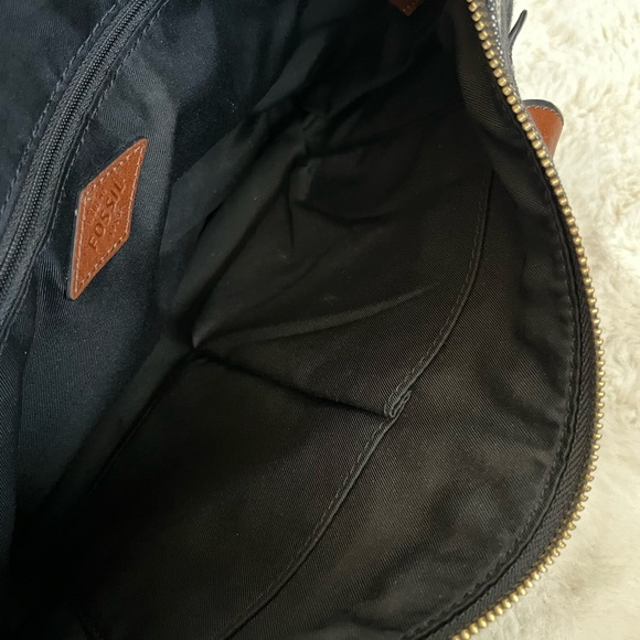 Fossil Black and Tan Striped Crossbody Bag - Picture 5 of 16